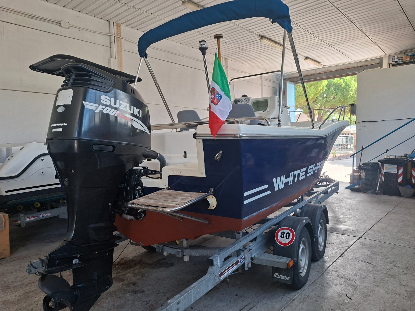 WHITE SHARK 205 CC + 150 HP SUZUKI (2012)<br><a href=dettaglio.aspx?Id=198 >VAI ALLA SCHEDA</a>